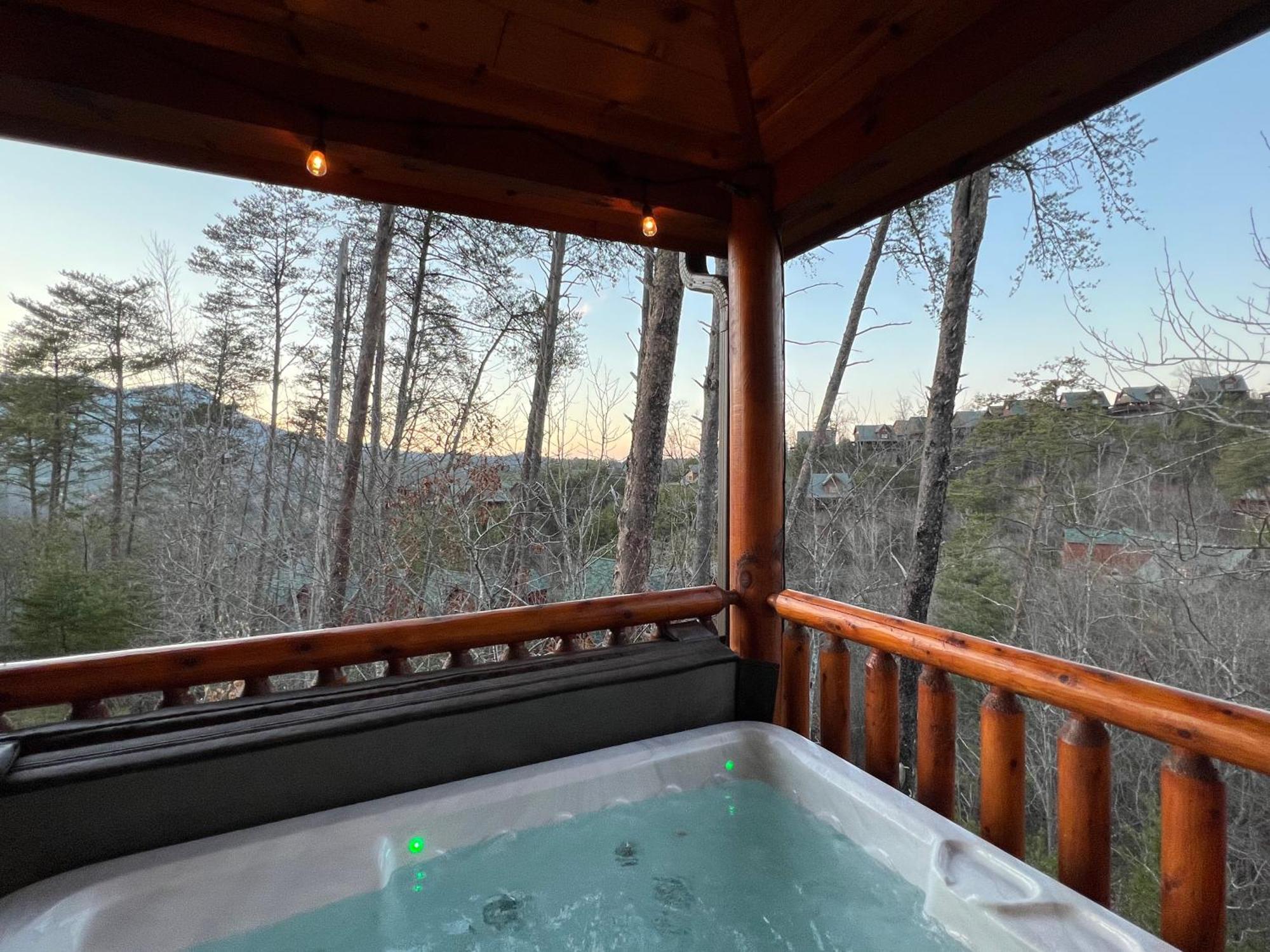 Indoor Heated Pool Hot Tub Cabin Севьервилл Экстерьер фото