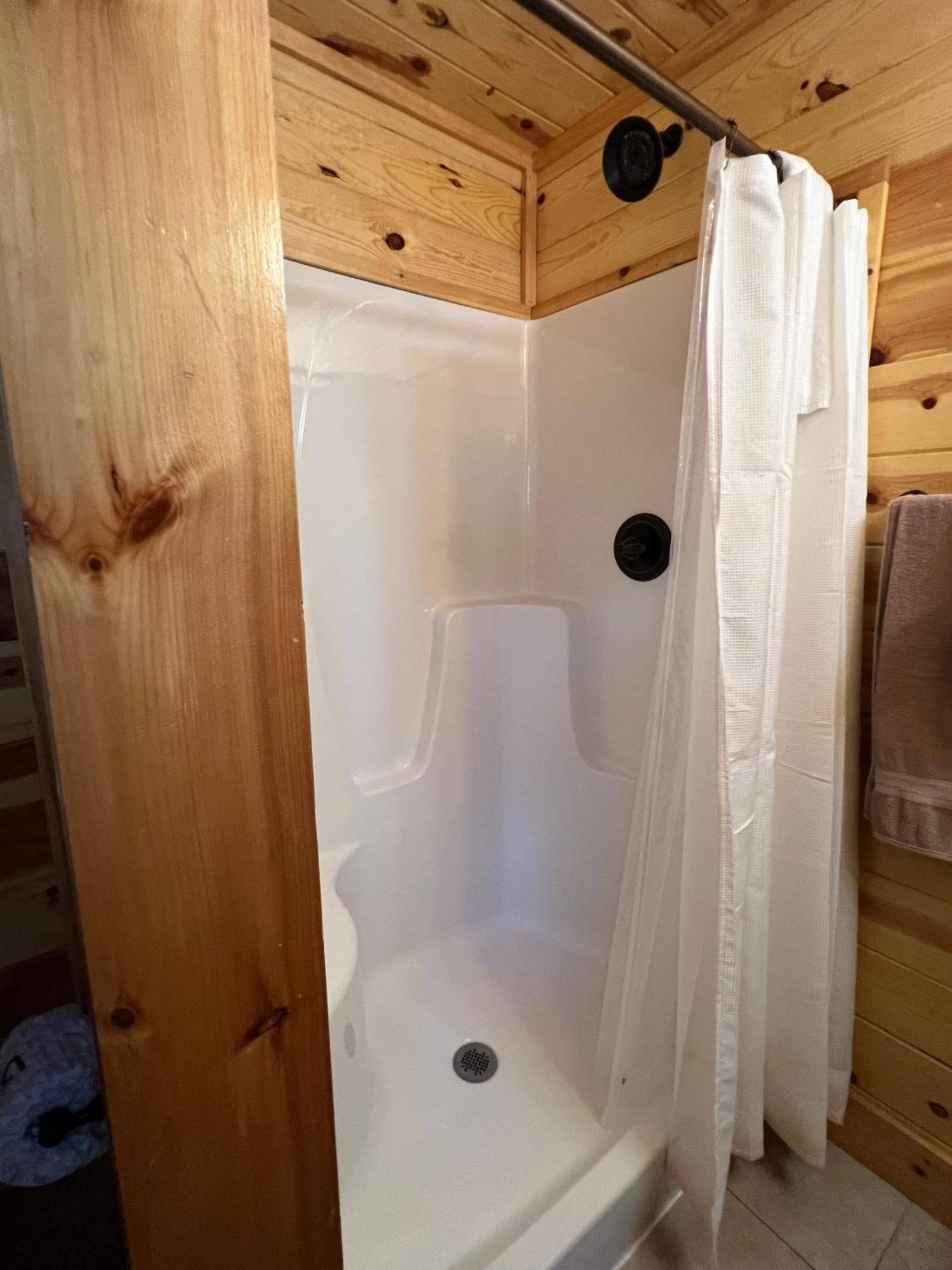 Indoor Heated Pool Hot Tub Cabin Севьервилл Экстерьер фото