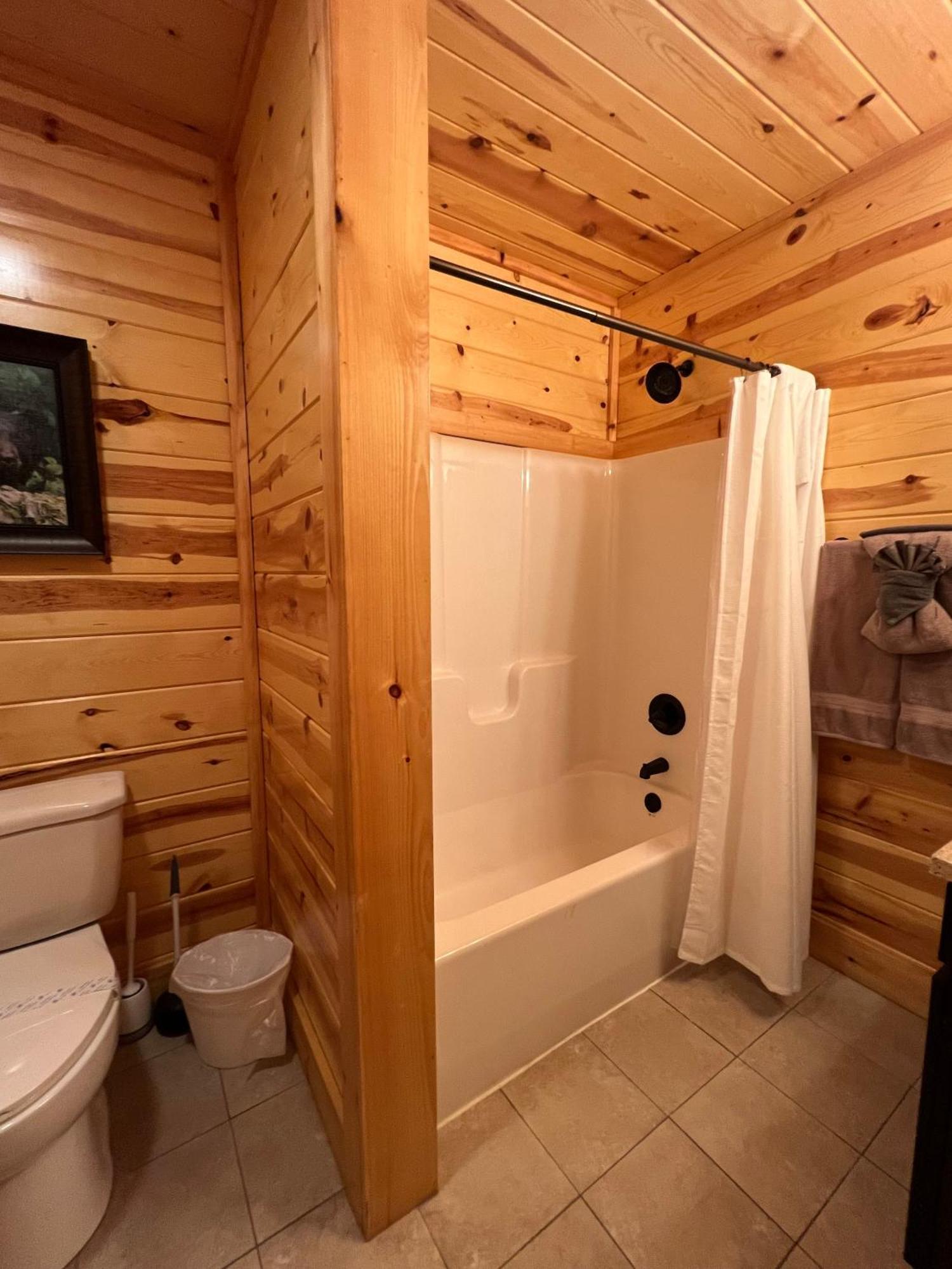 Indoor Heated Pool Hot Tub Cabin Севьервилл Экстерьер фото